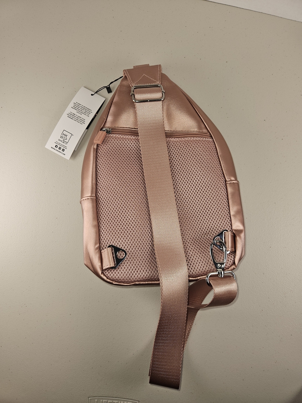 Ihkwip NWT THE CONVERTIBLE SIDEKICK SLING BACKPACK - Rose Gold WOVEN - Picture 7 of 16